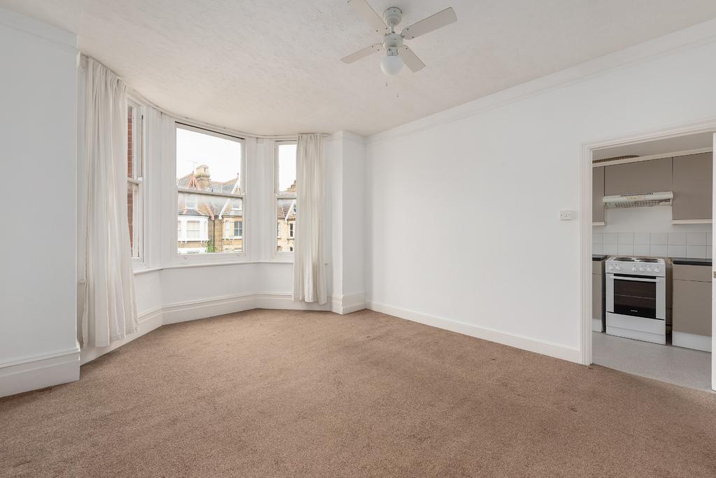 Beltinge Road, Herne Bay, Kent 1 bed flat £159,950