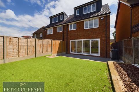 4 bedroom semi-detached house for sale, Stanstead Abbotts, Ware SG12