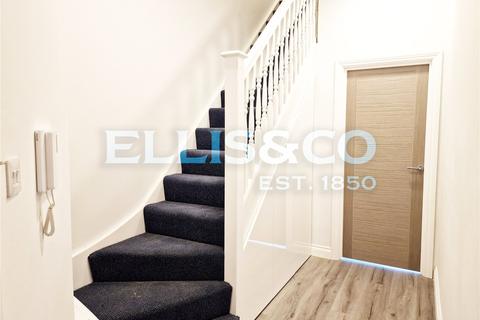 3 bedroom apartment to rent, Station Road, Harrow, HA1