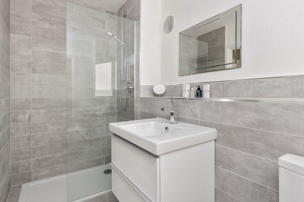 Jack & Jill Shower Room