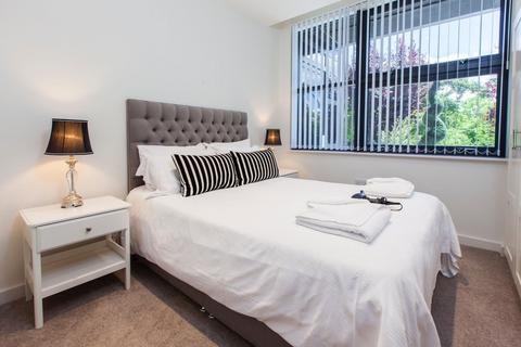 1 bedroom apartment to rent, South Row, Milton Keynes MK9