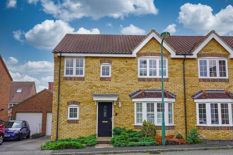 4 bedroom semi-detached house to rent, Clifton Moor, Milton Keynes MK5