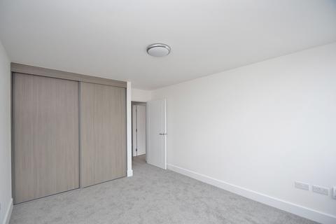 undefined, 152 Silbury Boulevard, Milton Keynes MK9
