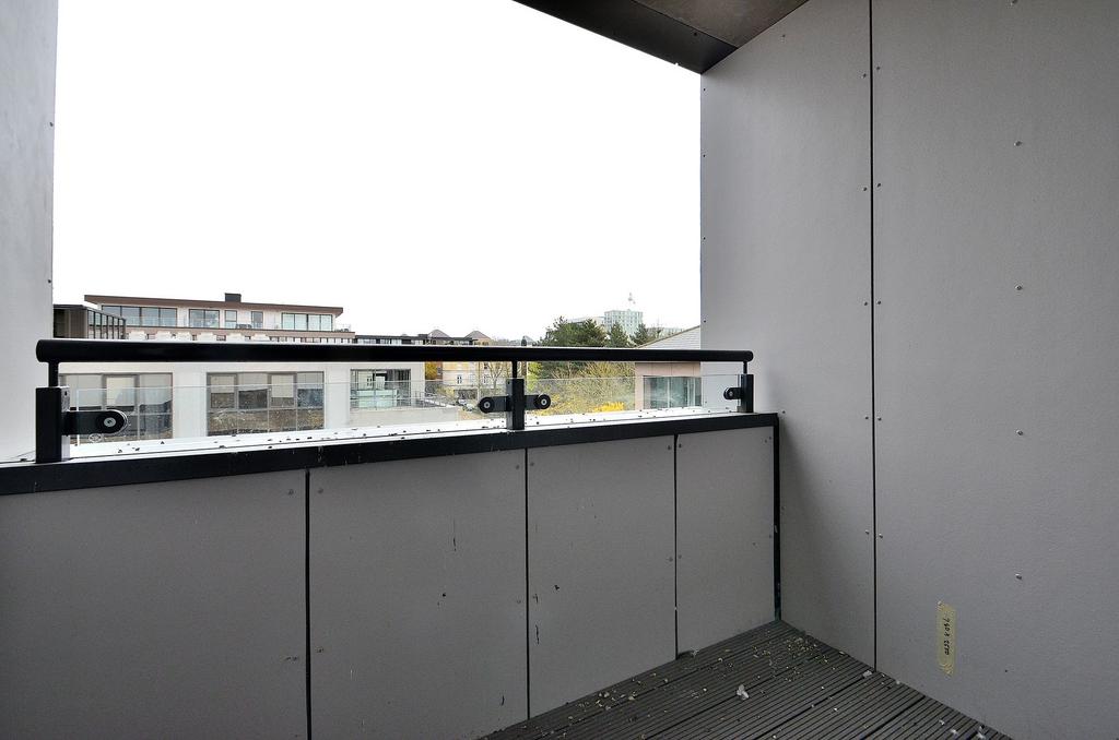 Balcony 1