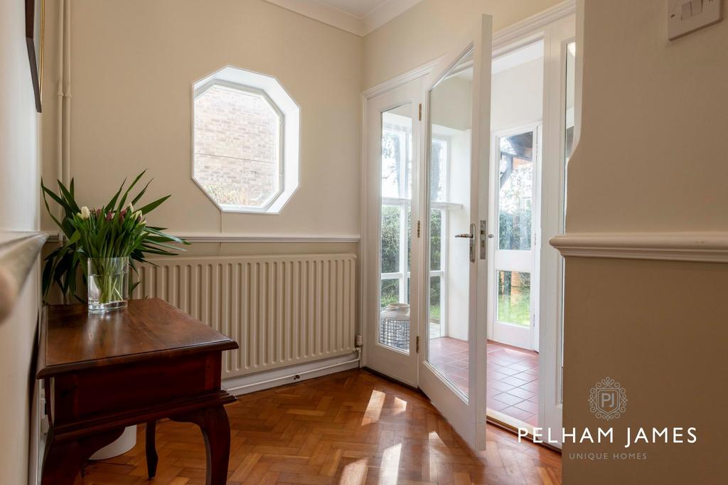 Entrance Hallway, 16 Tinwell Rd, Stamford