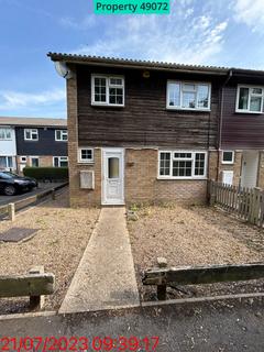 3 bedroom end of terrace house to rent, Cervia Way, Gravesend, DA12