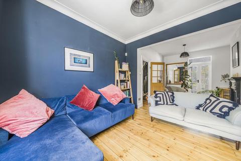 110 Albyn Road, London, SE8 4ED