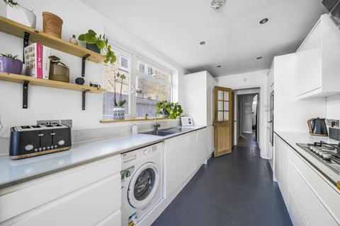 110 Albyn Road, London, SE8 4ED