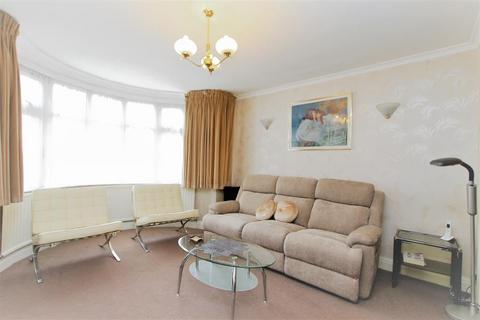 4 bedroom semi-detached house for sale - Westward Way, Kenton, HA3 0SE