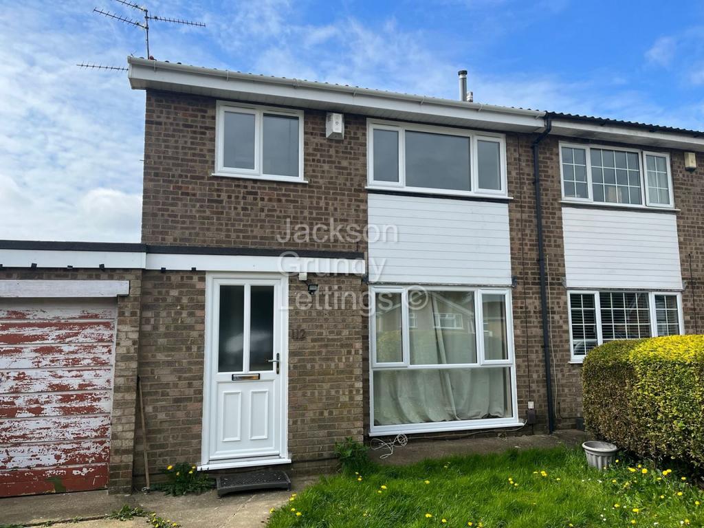 Obelisk Rise, Kingsthorpe, Northampton NN2 8QU 3 bed semidetached