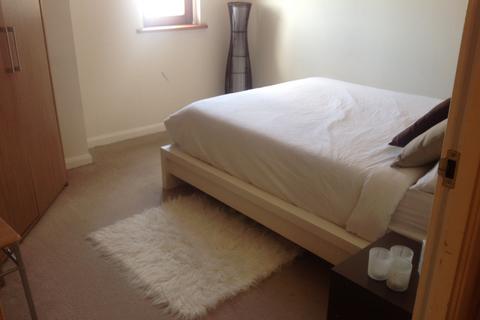 1 bedroom apartment to rent, Icon Building, Ilford Hill, Ilford, IG1