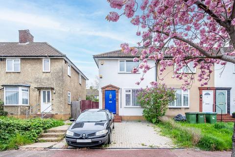 8 Sedgebrook Road, London, SE3 8LP