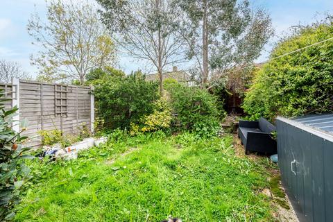 8 Sedgebrook Road, London, SE3 8LP