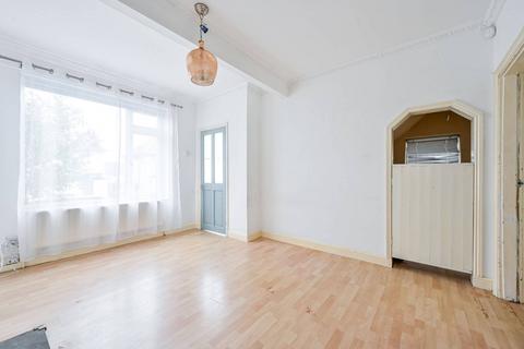8 Sedgebrook Road, London, SE3 8LP
