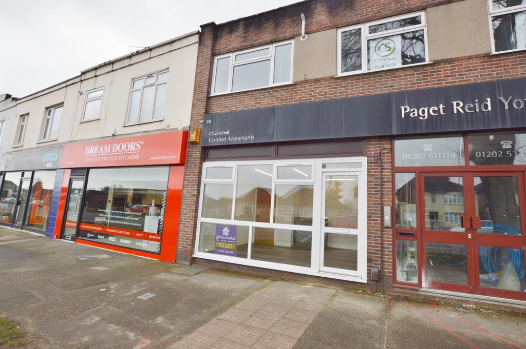 Castle Lane West, Bournemouth BH9 Property £595 pcm (£137 pw)
