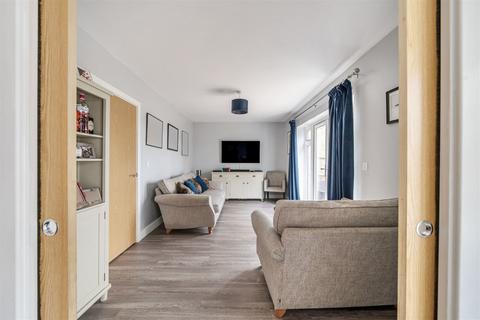 35 Bailey Road, Rowland's Castle, PO9 6BF