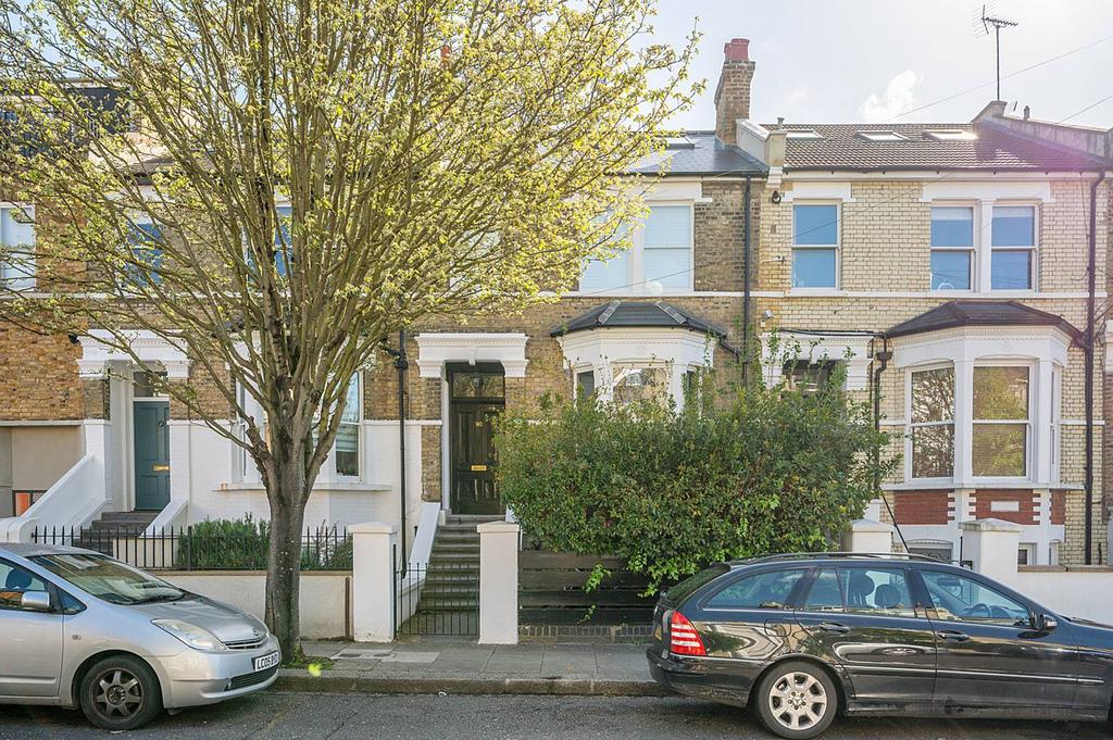 Devonport Road, Shepherd's Bush, London, W12 1 bed flat £1,850 pcm (£