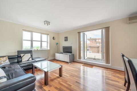 3 bedroom flat for sale, West Heath Road, Hampstead, London, NW3