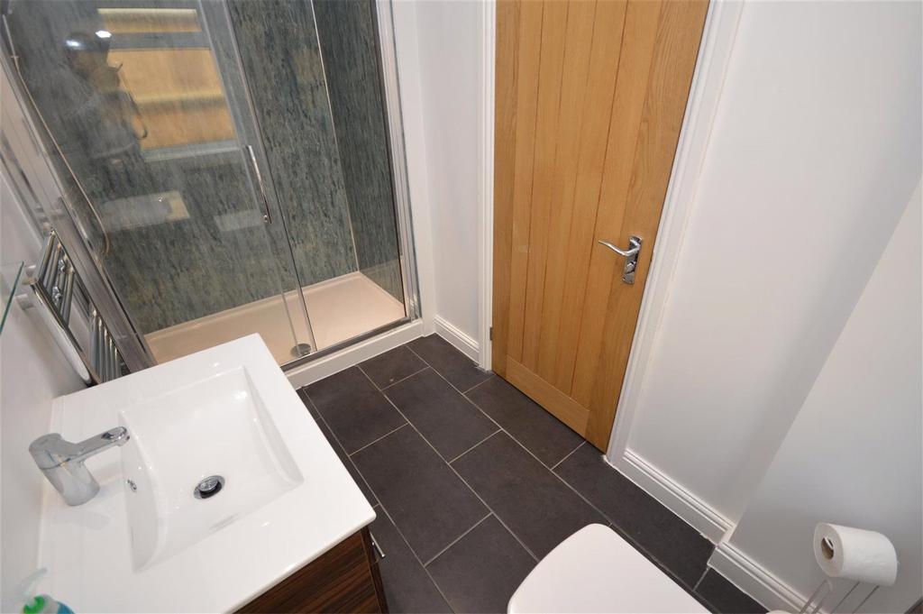 Bedroom One En-Suite