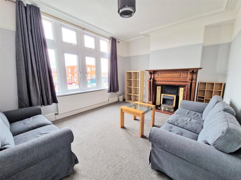 Street Lane, Leeds, West Yorkshire, UK, LS8 2 bed flat £950 pcm (£219 pw)