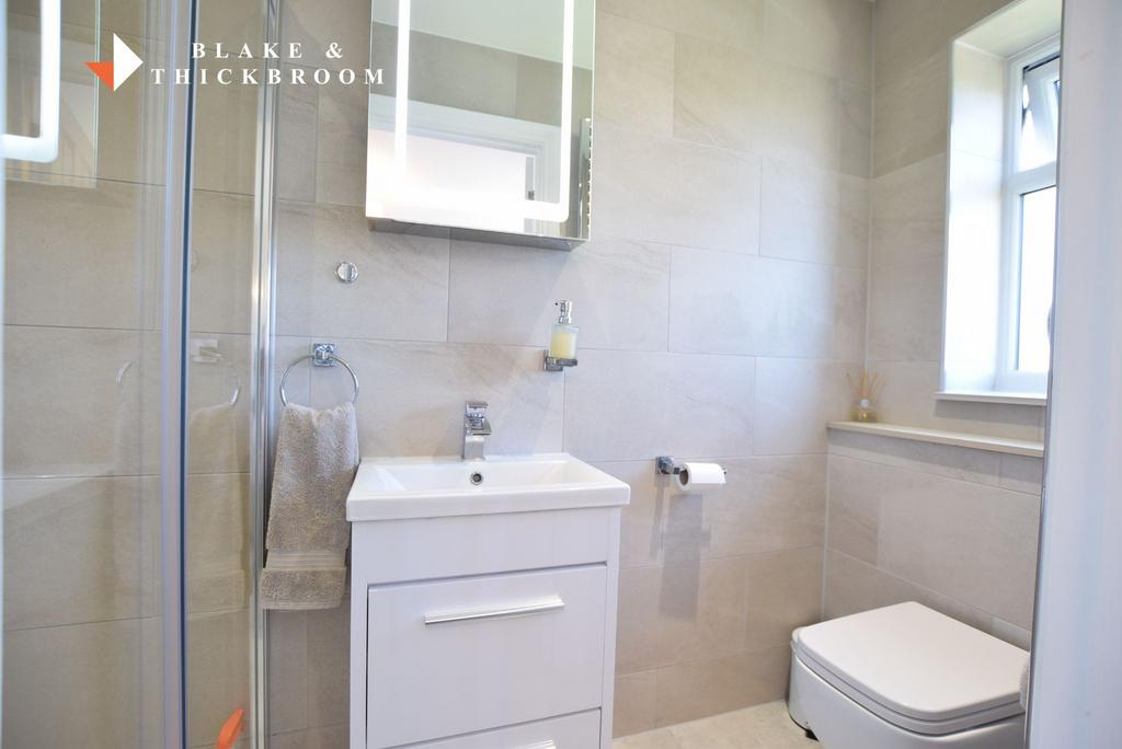En suite shower room