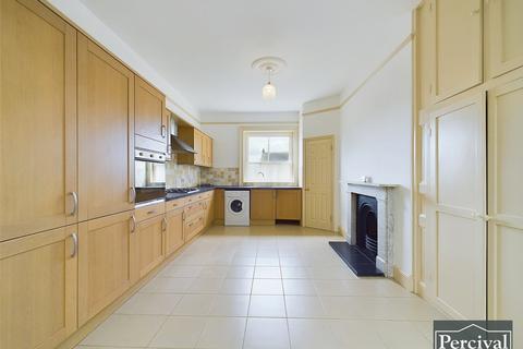 3 bedroom apartment for sale, Halstead Road, Earls Colne, Colchester, Essex, CO6