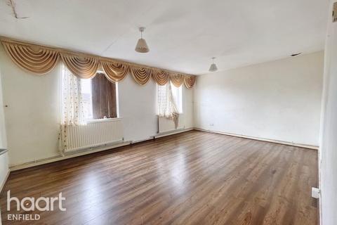 5 Concord Road, Enfield, EN3 4AS
