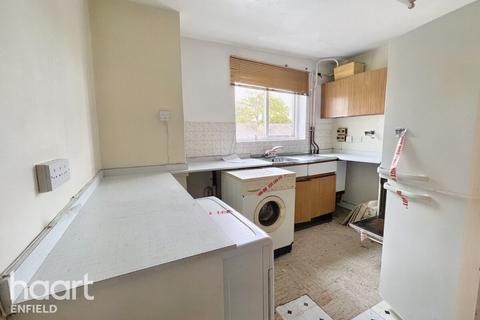 5 Concord Road, Enfield, EN3 4AS
