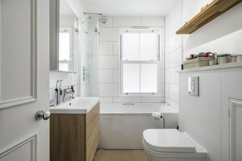 45a Lurline Gardens, London, SW11 4DD