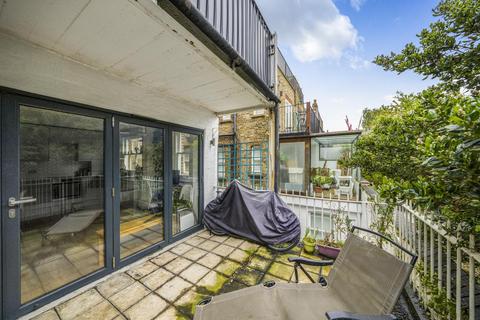45a Lurline Gardens, London, SW11 4DD