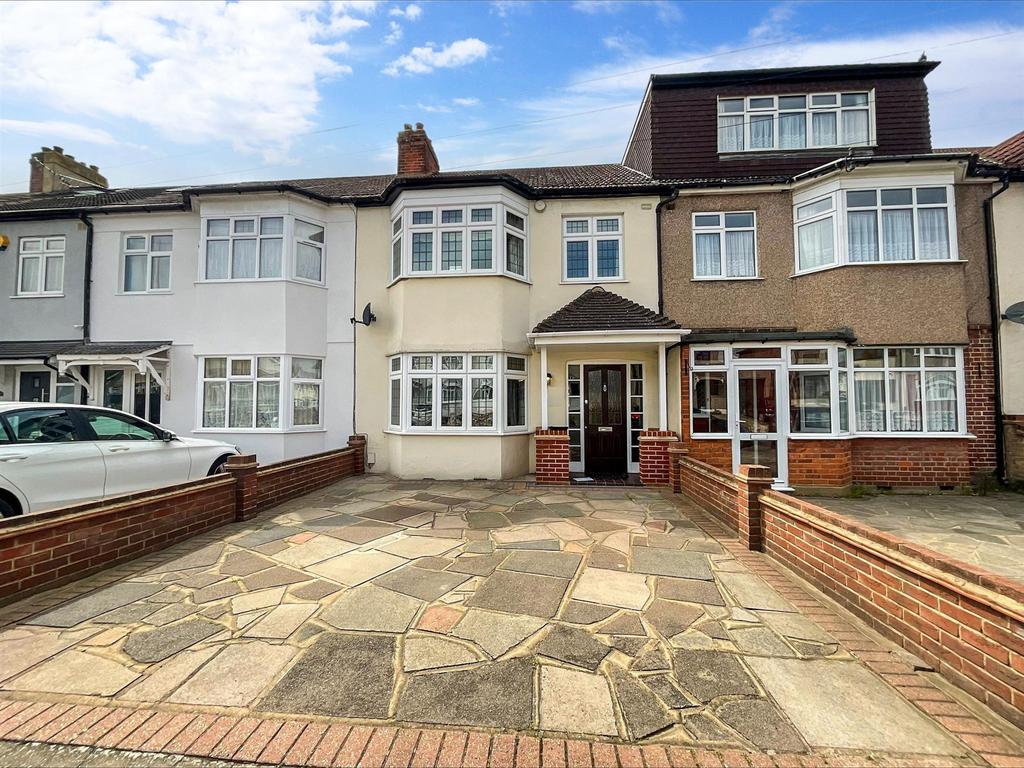 Purbeck Road, Hornchurch, Essex 3 bed end of terrace house for sale £