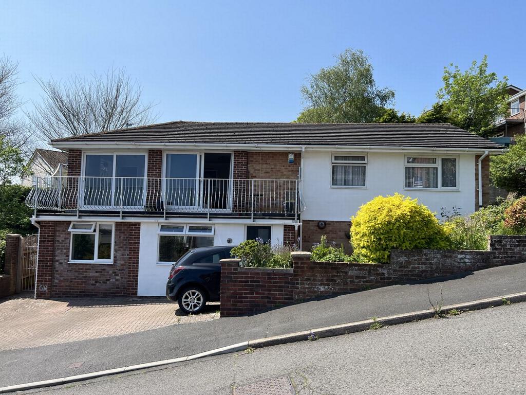 Meadow Rise, Dawlish, EX7 5 bed detached house for sale £485,000