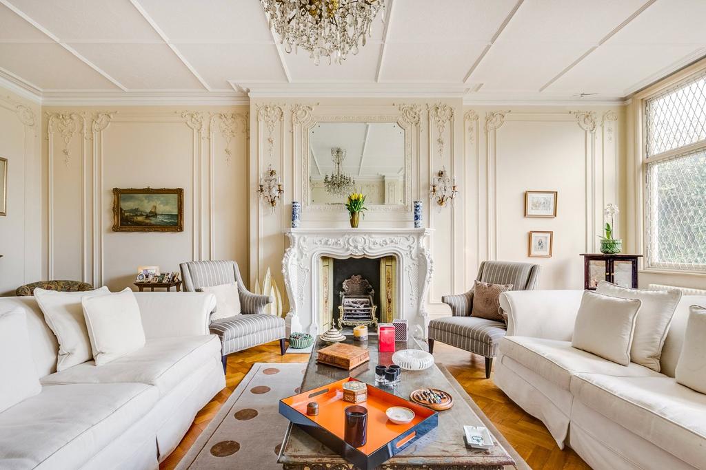 Crediton Hill, West Hampstead 6 bed semidetached house for sale £