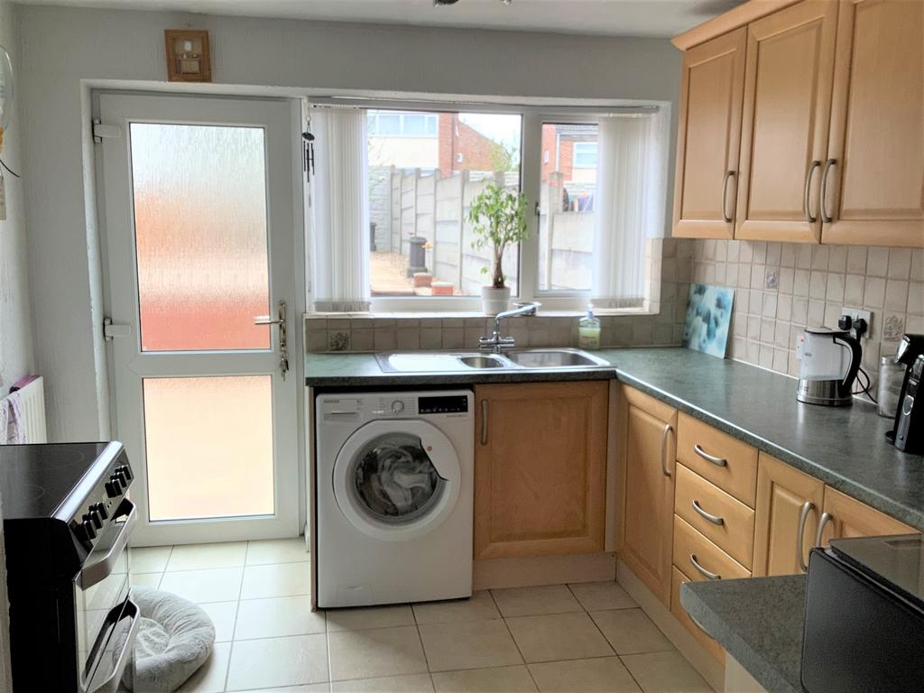 Derwent Close, Castle Gresley, DE11 3 bed semidetached house for sale
