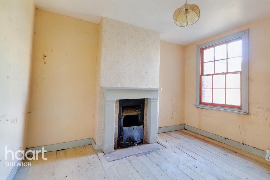 Frogley Road, East Dulwich, London SE22 2 bed terraced house £700,000