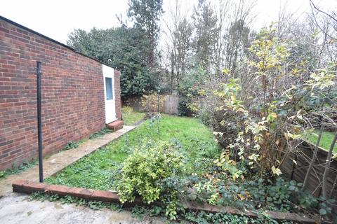 23 Deep Denes, Luton, LU2 7SU