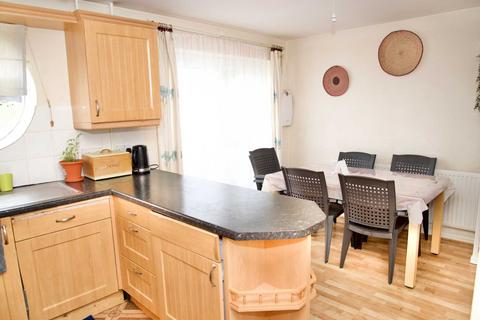 26 Miles Drive, London, SE28 0JA
