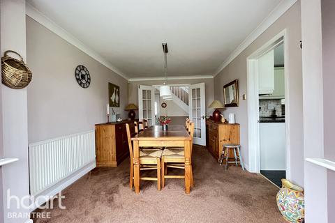 91a Pochard Way, Great Notley, Braintree, CM77 7WA