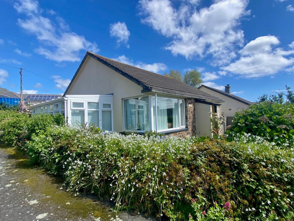 Chynoweth Gardens, Gulval, TR18 3DL 2 bed bungalow for sale £350,000