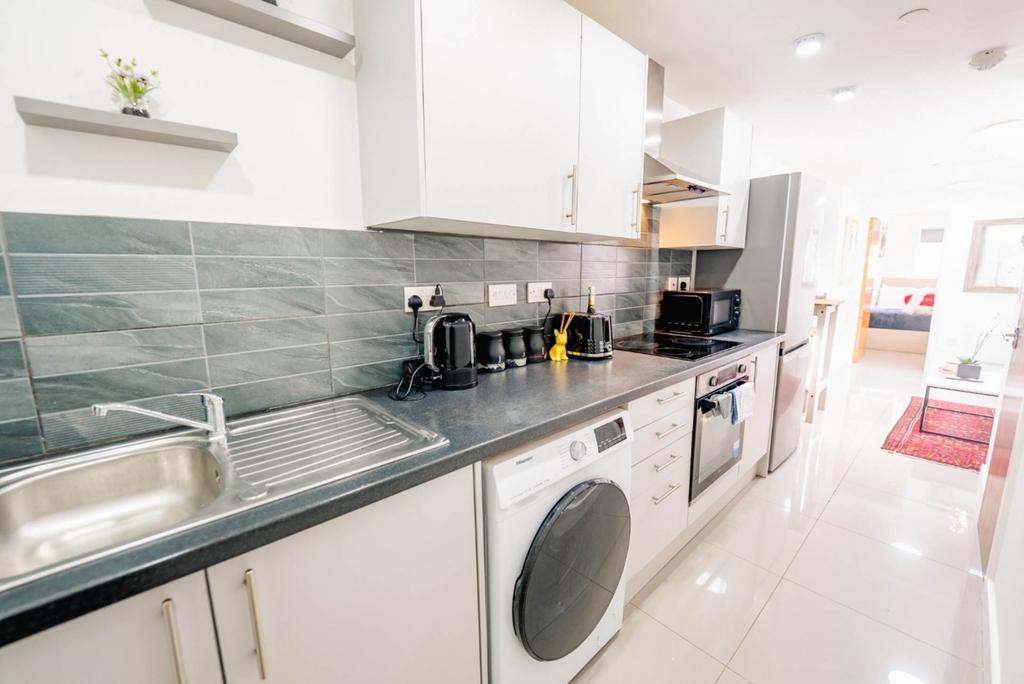 Apartment in Cardiff - More