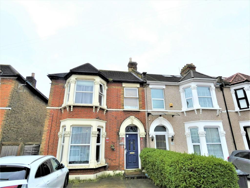 Kinfauns Road, Ilford IG3 3 bed semidetached house for sale £500,000