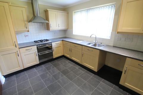 4 bedroom detached house to rent, Sandholme Park, Gilberdyke, Brough, East Riding Of Yorkshire, HU15