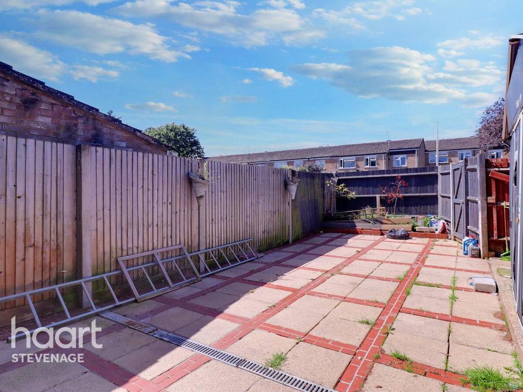 York Road, Stevenage 2 bed terraced house for sale £250,000