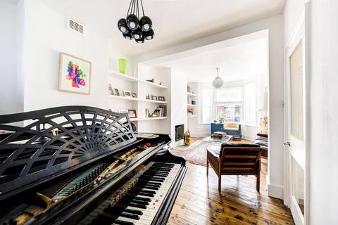 58 Colmer Road, London, SW16 5JZ