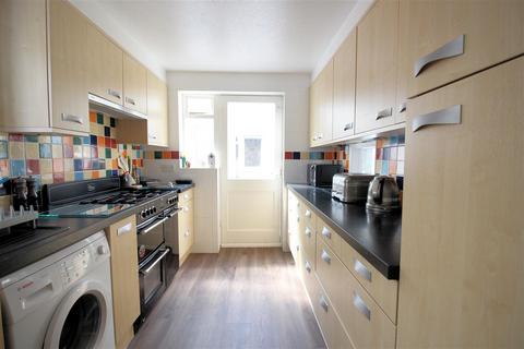 16 Cornwall Road, Whitehill, Bordon, GU35 9PP