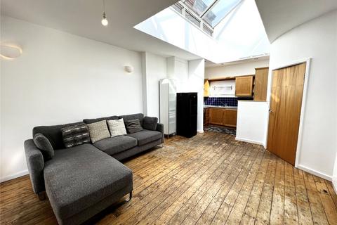 2 bedroom flat to rent, Central Road, Leeds, West Yorkshire, LS1