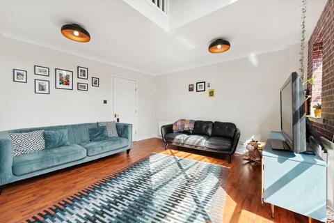 2/1, 15 Handel Place, Glasgow, G5 0TP