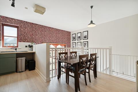 2/1, 15 Handel Place, Glasgow, G5 0TP