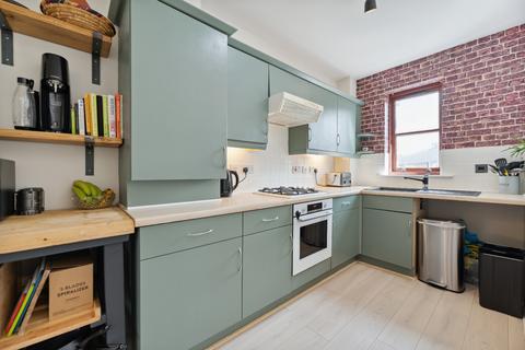 2/1, 15 Handel Place, Glasgow, G5 0TP