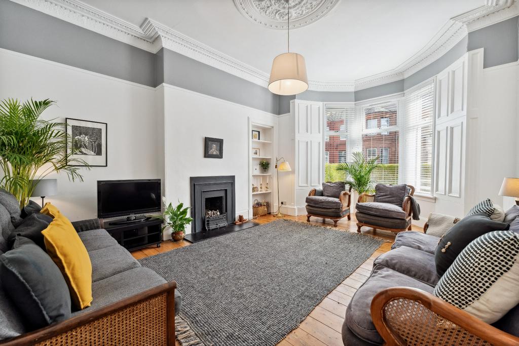 Kirkwell Road, Cathcart, Glasgow, G44 5UN 3 bed terraced house for sale